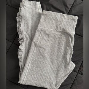 Lululemon Leggings - Black White Gray Chevron Pattern Sz 10